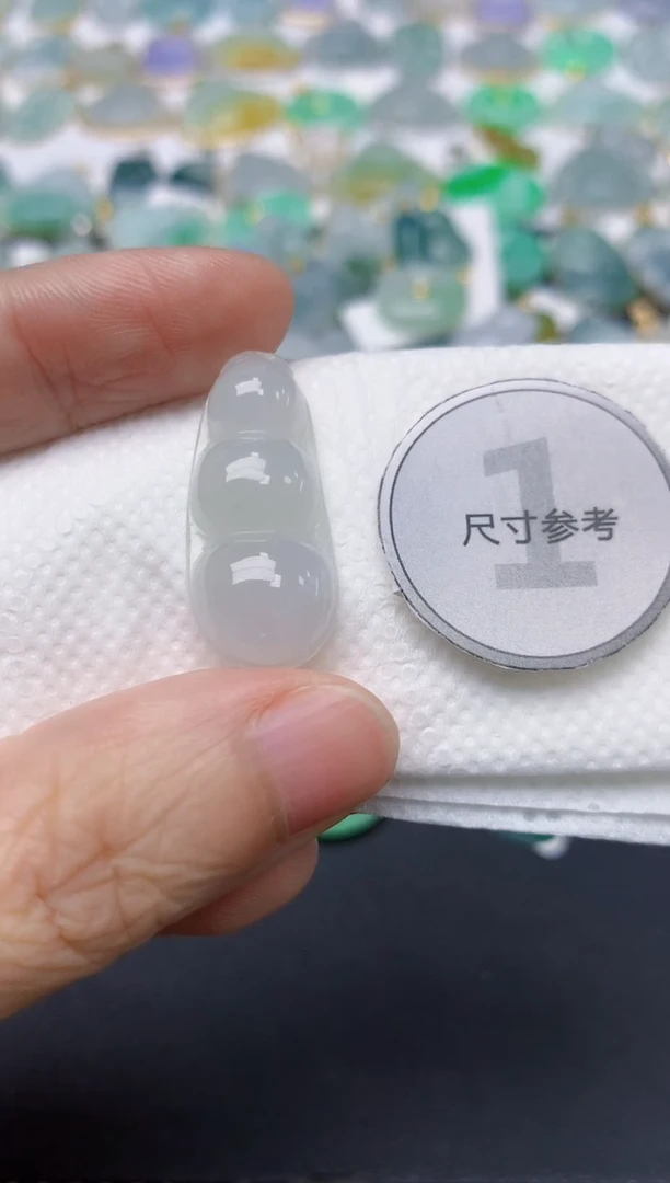 翡翠未镶嵌颈饰天然缅甸A货翡翠