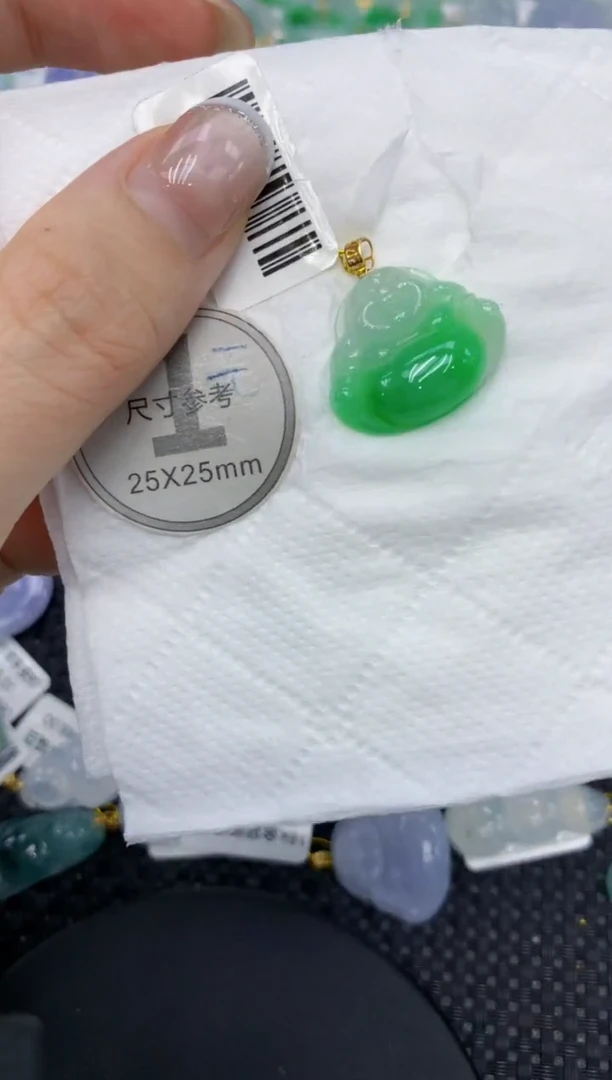颈饰18K金镶嵌翡翠1111111