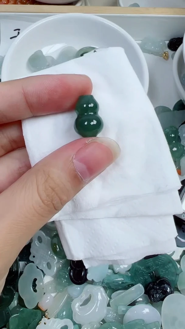 散珠翡翠335号链接，A货翡翠