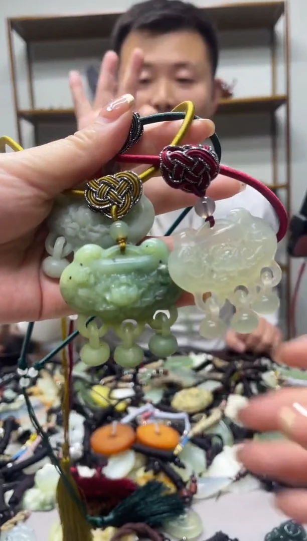 未镶嵌蛇纹石玉吊坠多样性发货*拍一发一