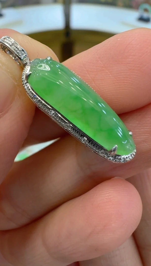 【闪购商品】翡翠吊坠(不含链)18K金镶嵌多样性团购发一件