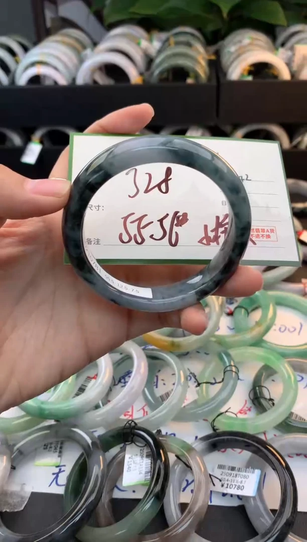 未镶嵌定制翡翠毛货需精细抛光+多样性拍1发1