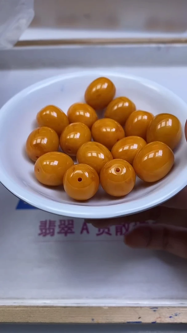 裸石蜜蜡未镶嵌M2011 老蜡枣珠16*14mm3个8元