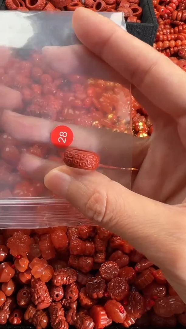 【闪购商品】南红玛瑙颈饰未镶嵌1