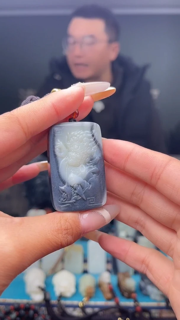 未镶嵌和田玉挂件1