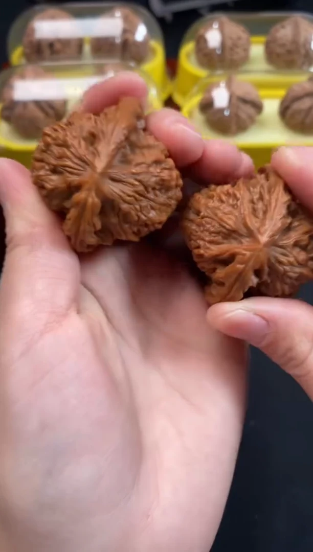 把件文玩核桃南疆石r958