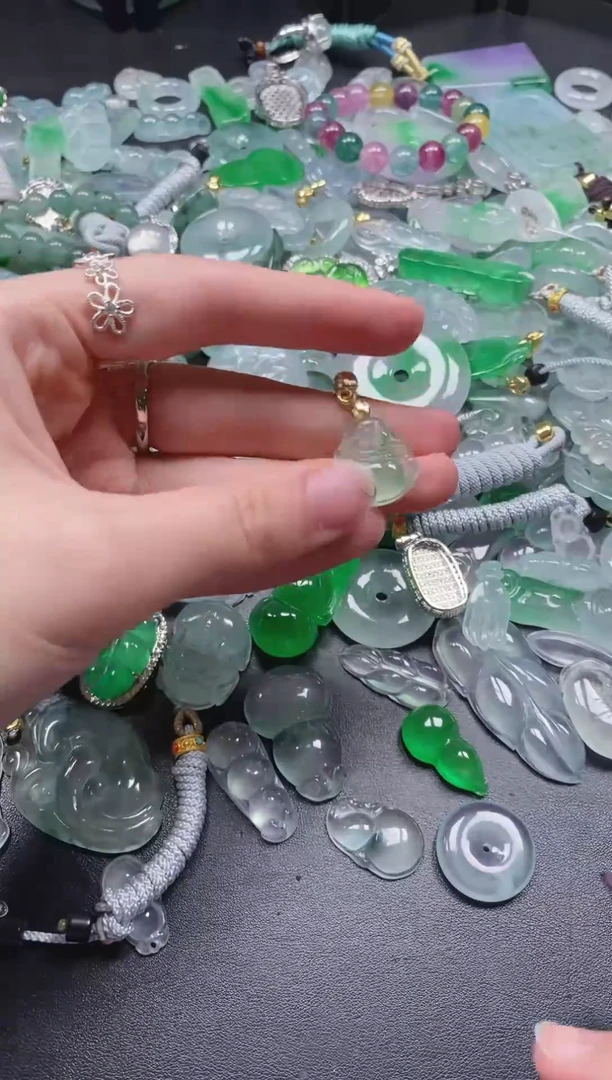 翡翠未镶嵌颈饰所见即所得（一物一图）108