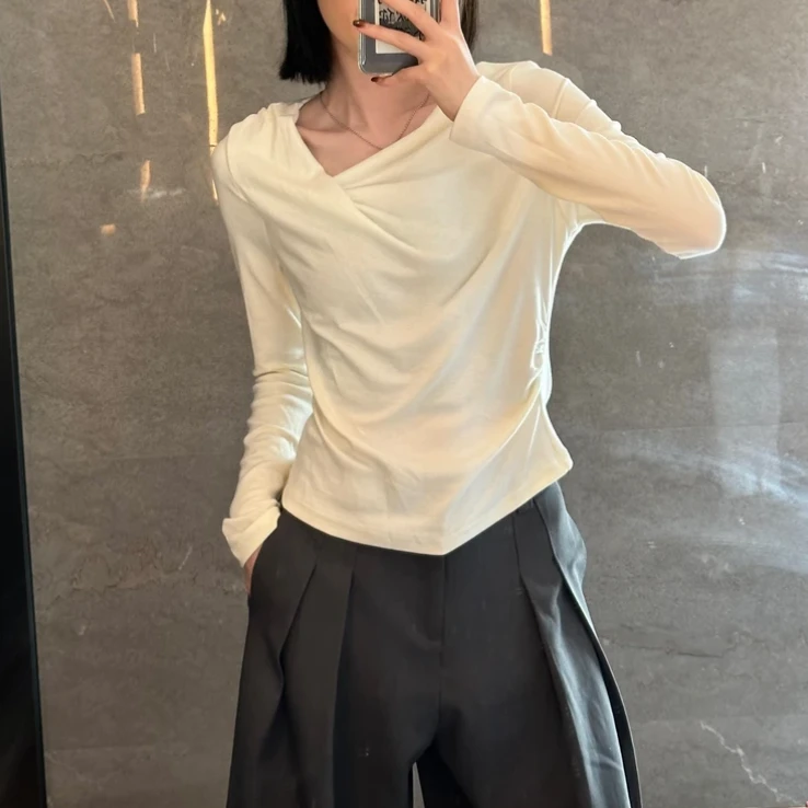 荡领修身T恤女2025新款春季不规则设计感时尚小众别致显瘦上衣