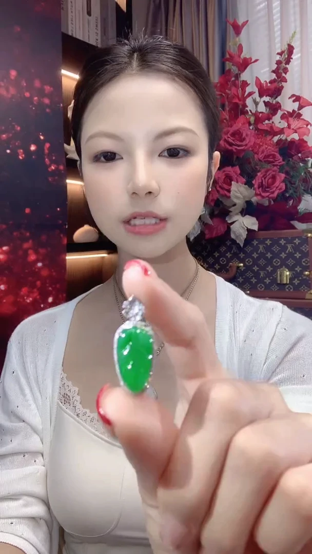 吊坠(不含链)18K金镶嵌翡翠A30