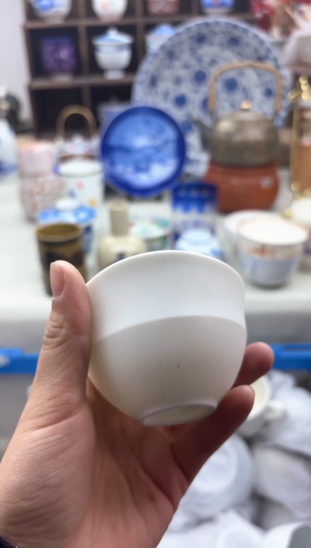 【闪购商品】碟186A............