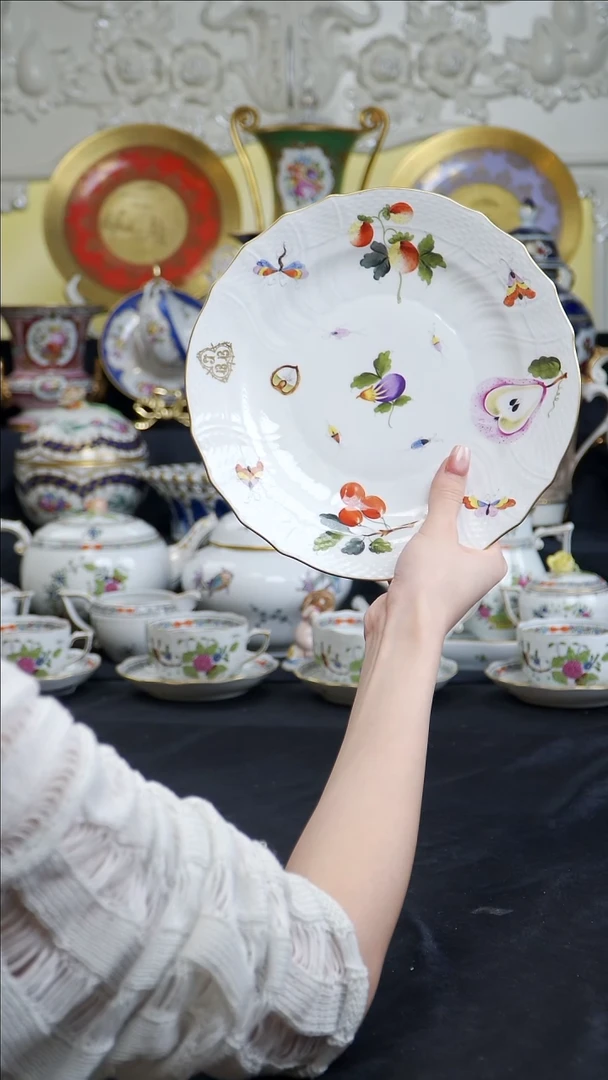 骨瓷婷婷中古器物如图所示115