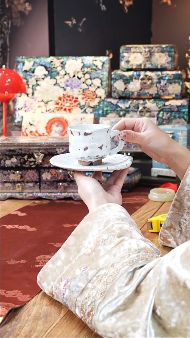 【闪购商品】瓷片豆包儿推荐饰品摆件