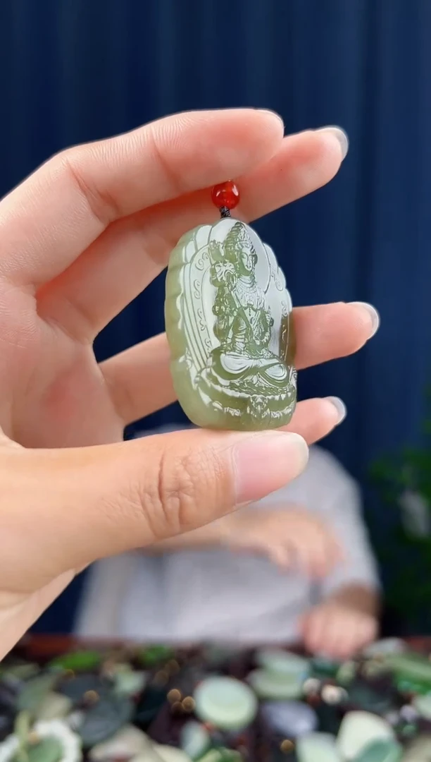 颈饰未镶嵌和田玉拍一发一，多样性发货