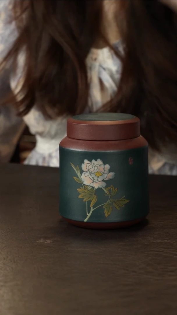 紫砂茶叶罐吴春艳紫泥粉绿国色天香茶叶罐