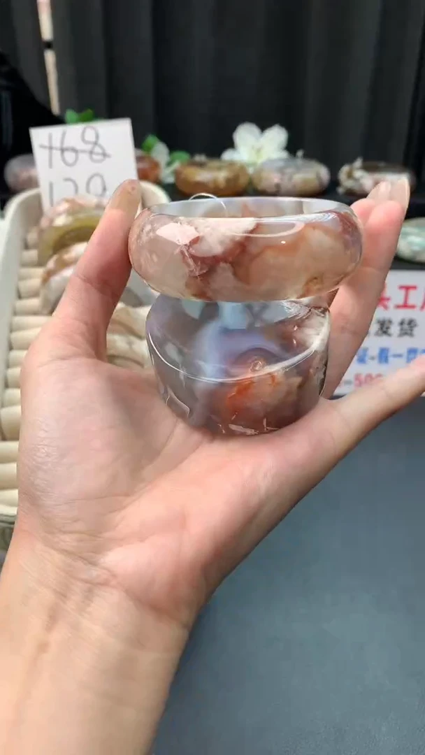 未镶嵌手镯石英质玉（58圈口）赠送镯心