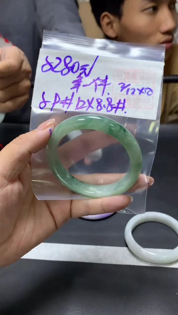 未镶嵌定制翡翠幸运+手镯59#5280元  毛货需抛光