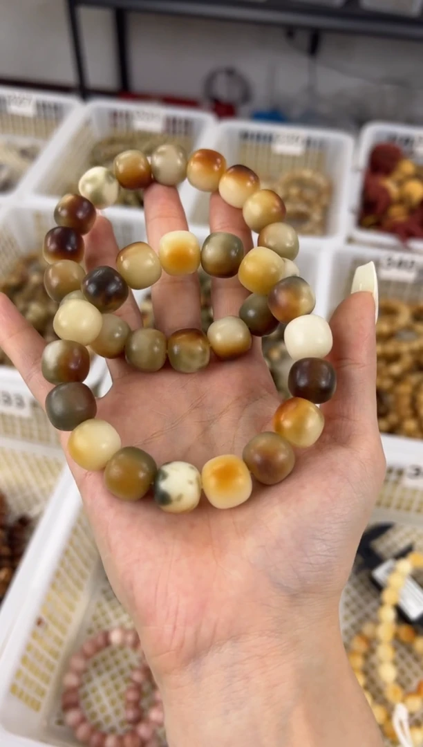 手串菩提根/象牙果敦煌卡13手工干磨飘花桶珠手串336