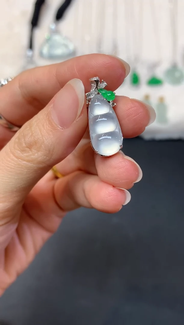 吊坠(不含链)18K金镶嵌翡翠W314|9800