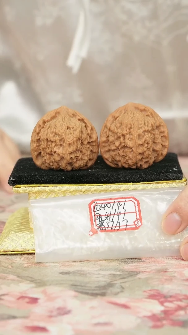 把件文玩核桃赵喜满南疆石
