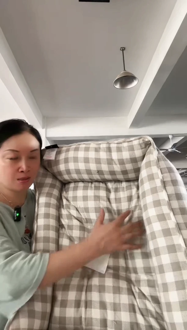 棉棉A19 格子狗窝