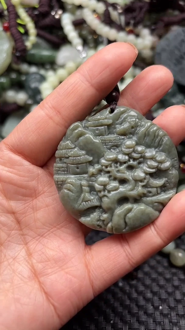 【闪购商品】和田玉颈饰未镶嵌.