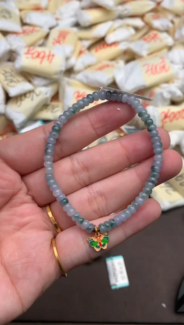 翡翠挂件未镶嵌—