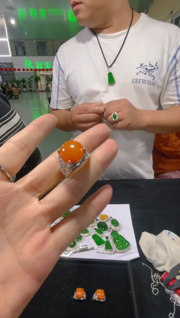 翡翠戒指未镶嵌天然A货翡翠（多样性发货拍一件发件）