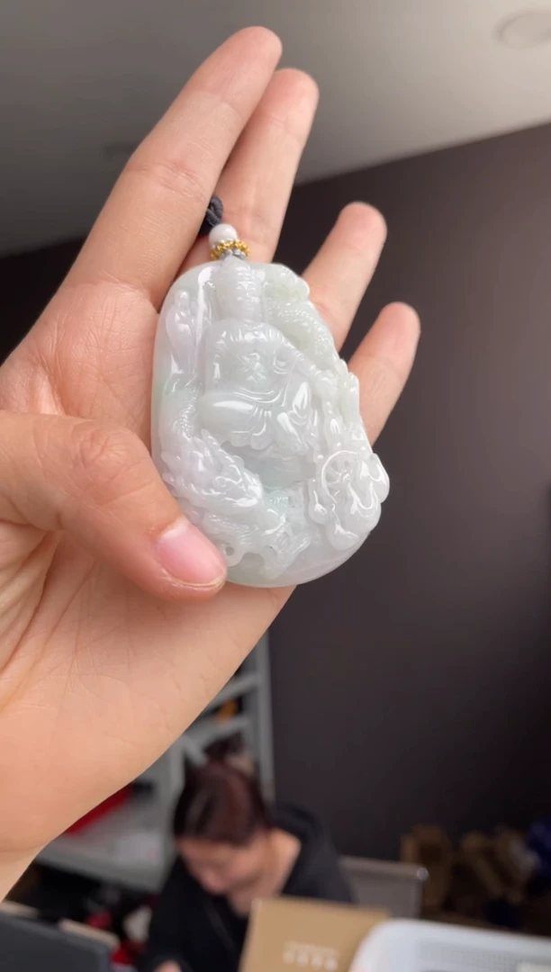 吊坠(不含链)未镶嵌翡翠天然缅甸A货翡翠