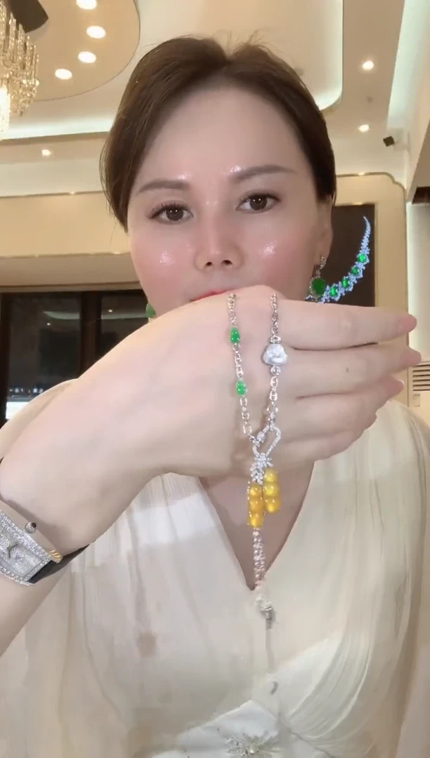套链18K金镶嵌翡翠C89