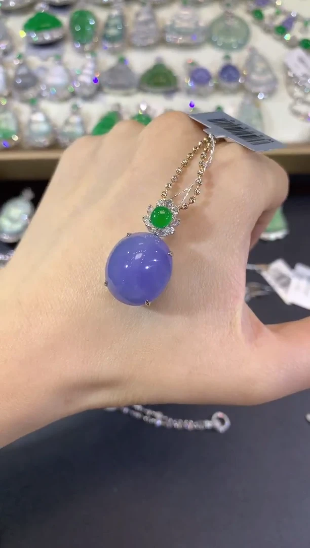 吊坠(不含链)18K金镶嵌翡翠44-蛋面（不含链和扣