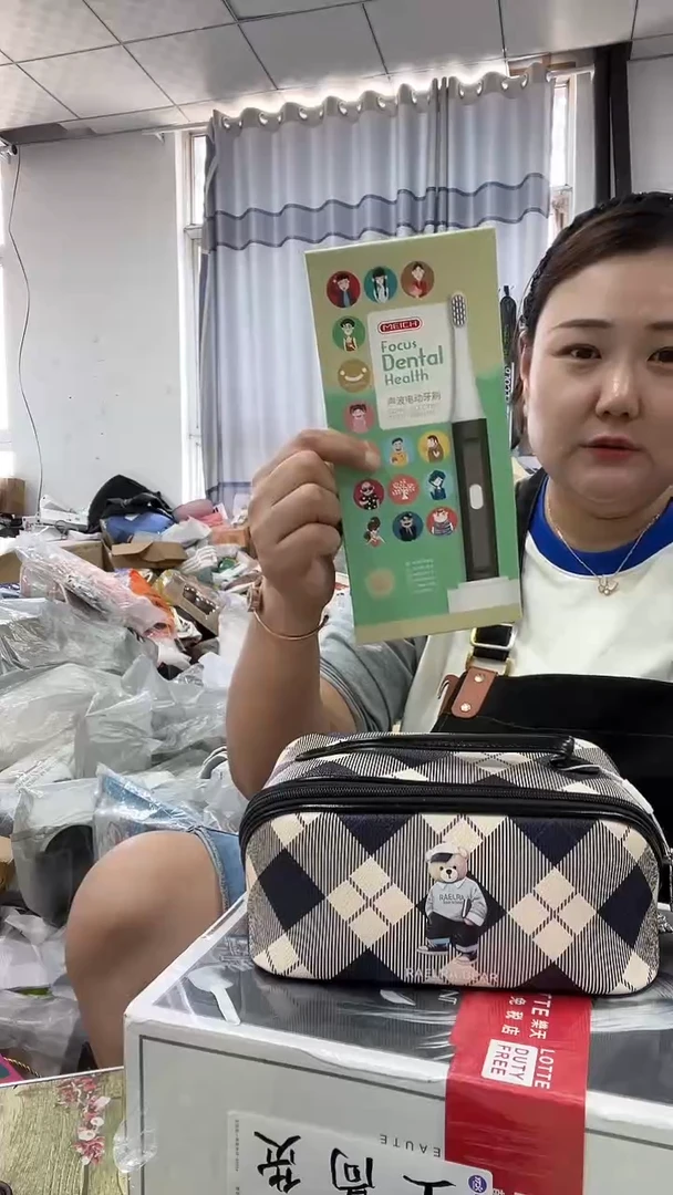牦牛剖层皮革琪老板女包1号店超好看发图片款