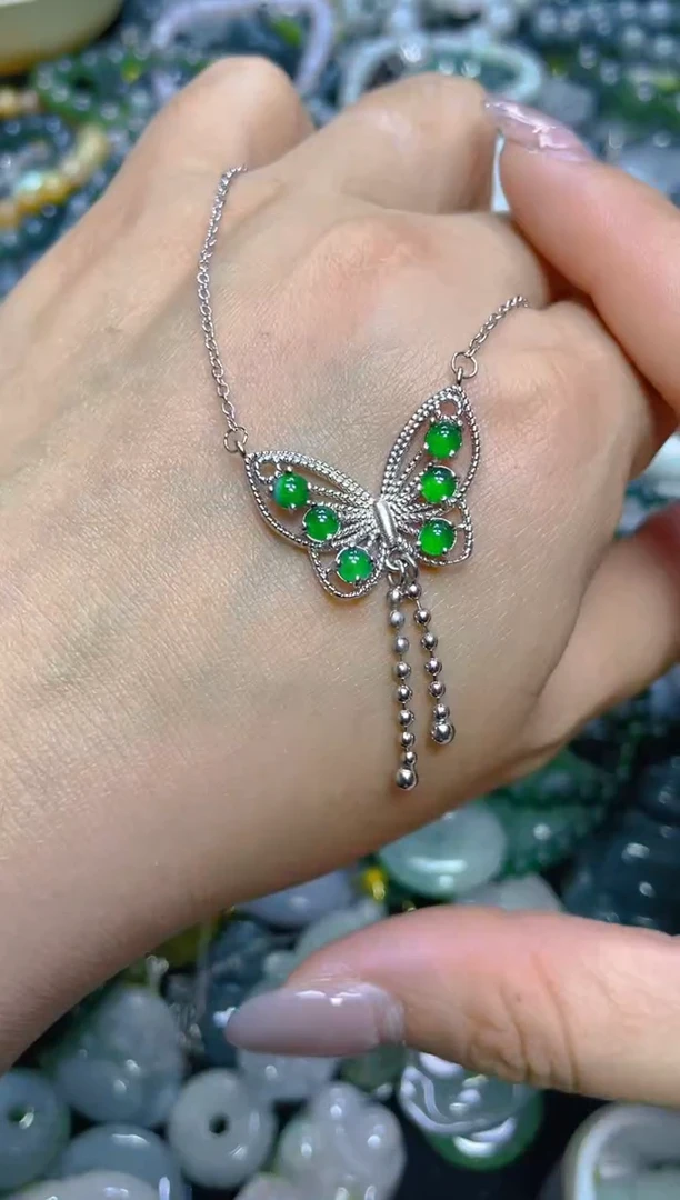 颈饰未镶嵌翡翠/Q/翡翠A货，一件也是批发价