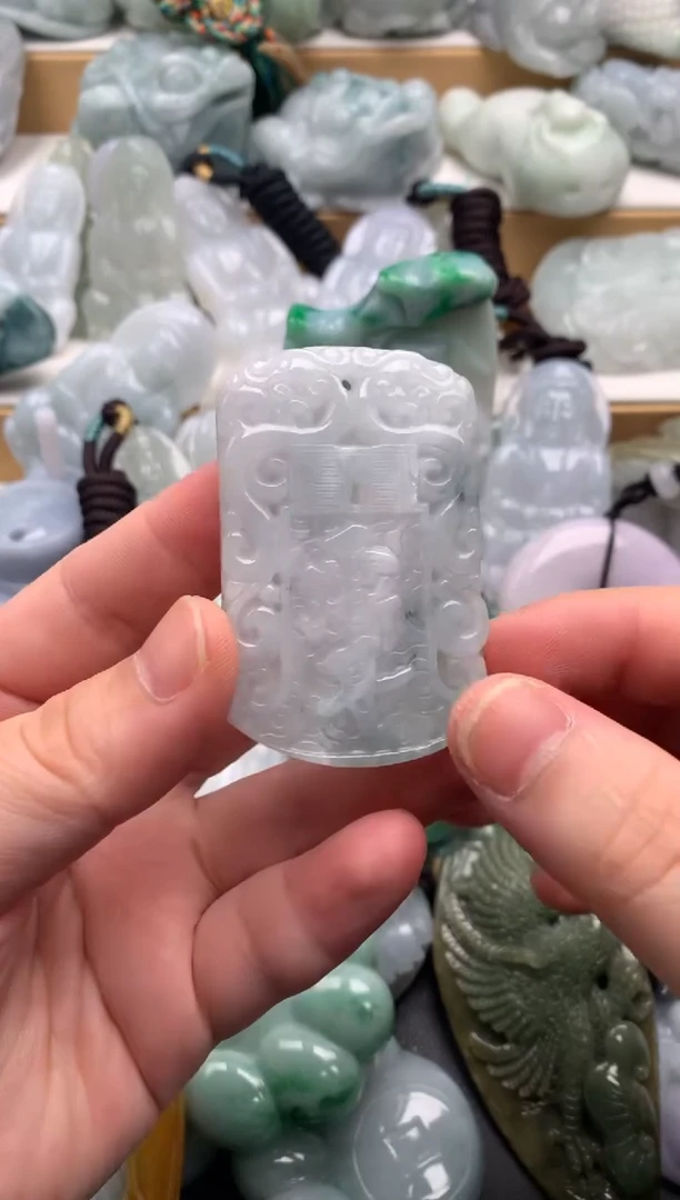 吊坠(不含链)未镶嵌翡翠1