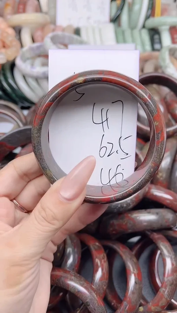 未镶嵌手镯石英质玉417