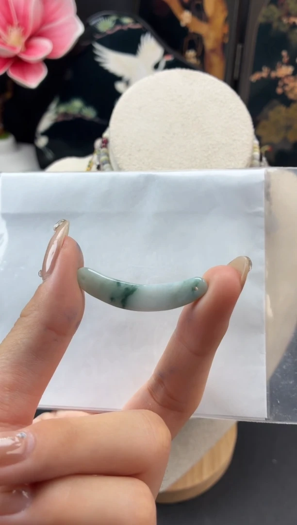 翡翠未镶嵌颈饰37号玉璜
