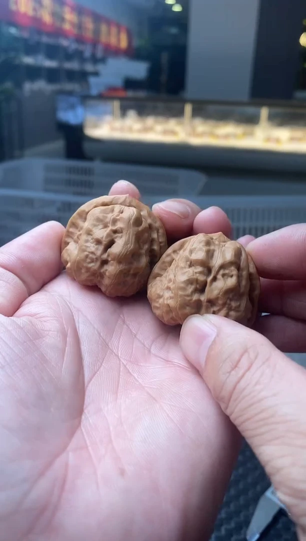 把件文玩核桃微修蛤蟆头42尺