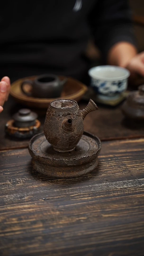 全手工制作  南蛮侧把壶  110c