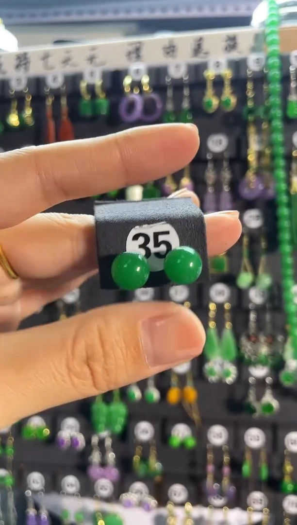 【闪购商品】翡翠耳饰银S925镶嵌35..