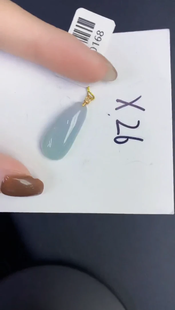 颈饰18K金镶嵌翡翠缅甸天然翡翠A货