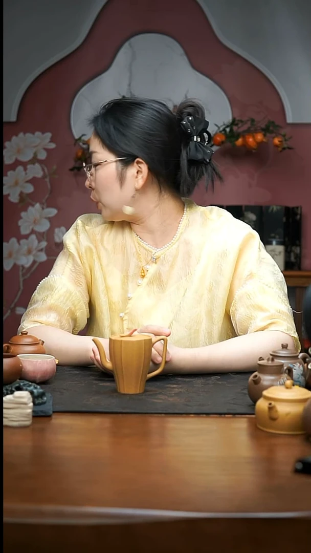 茶壶紫砂?*果花瓣提溜壶