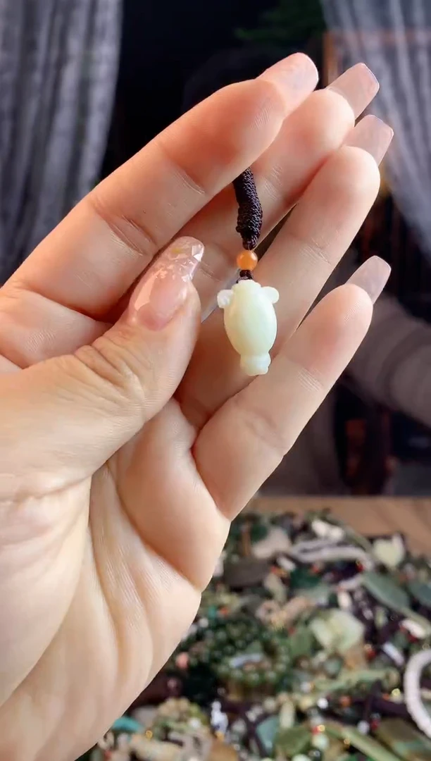 【闪购商品】和田玉挂件未镶嵌多样性发货拍一发一