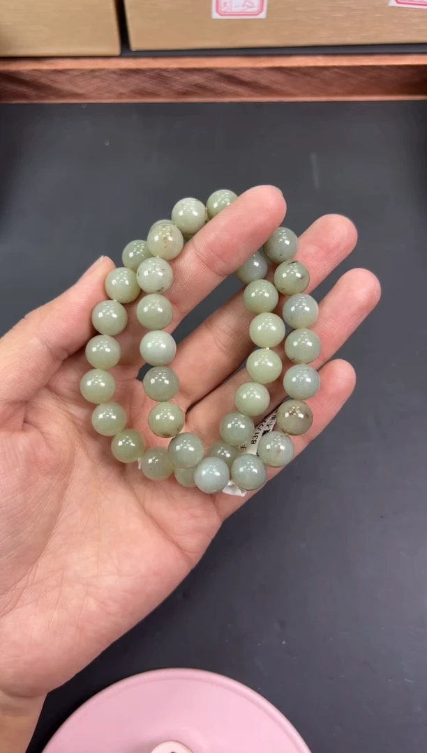 【闪购商品】和田玉手串未镶嵌且末微色差近矿卡10多样性发货