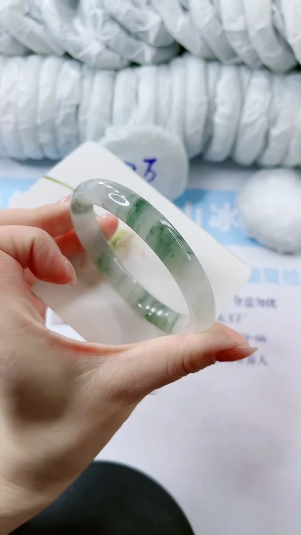 【闪购商品】石英质玉手镯未镶嵌多样性发货V96-62