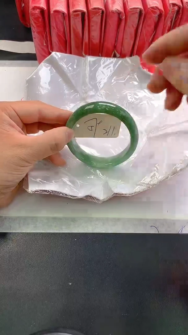 未镶嵌手镯翡翠211