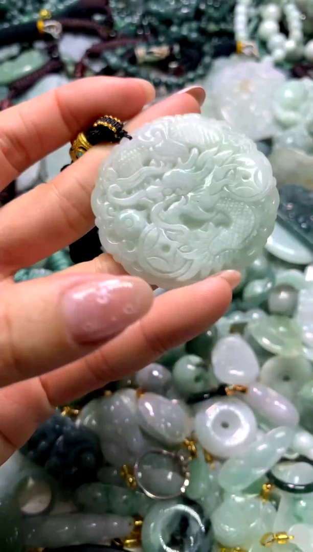 吊坠(不含链)未镶嵌翡翠1