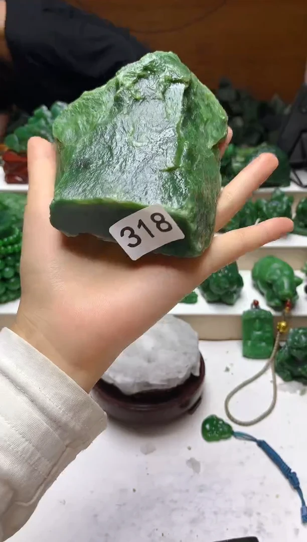未镶嵌和田玉（碧玉）珠宝半成品1