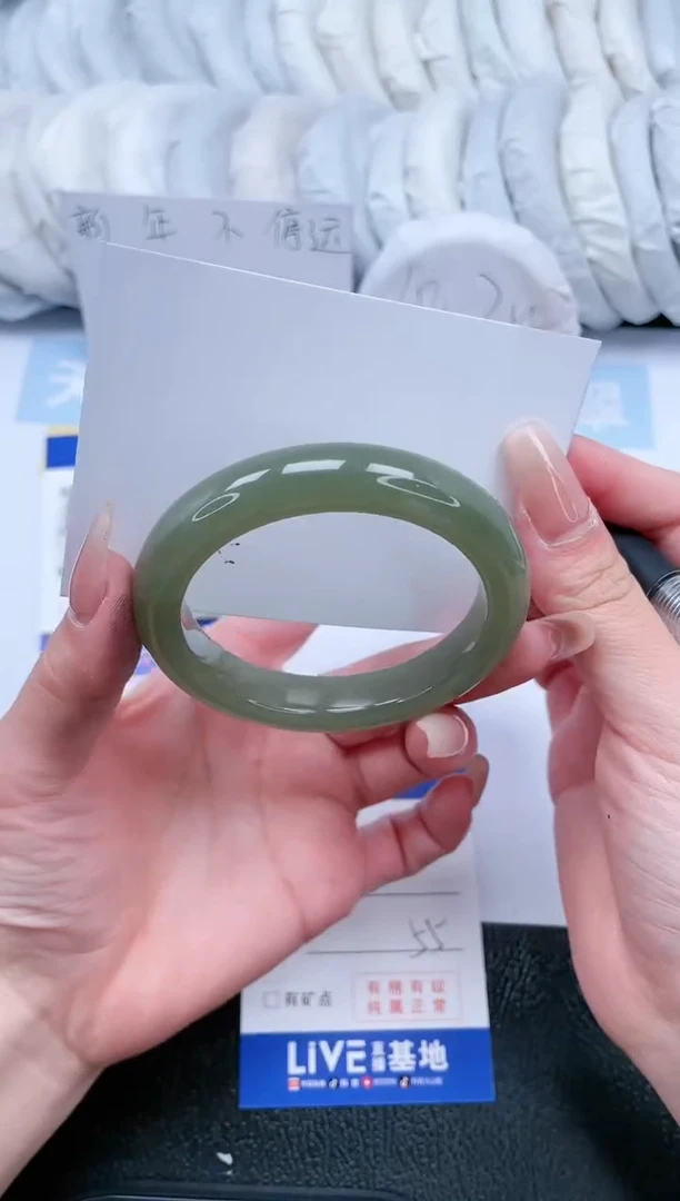 【闪购商品】和田玉手镯未镶嵌T216-55