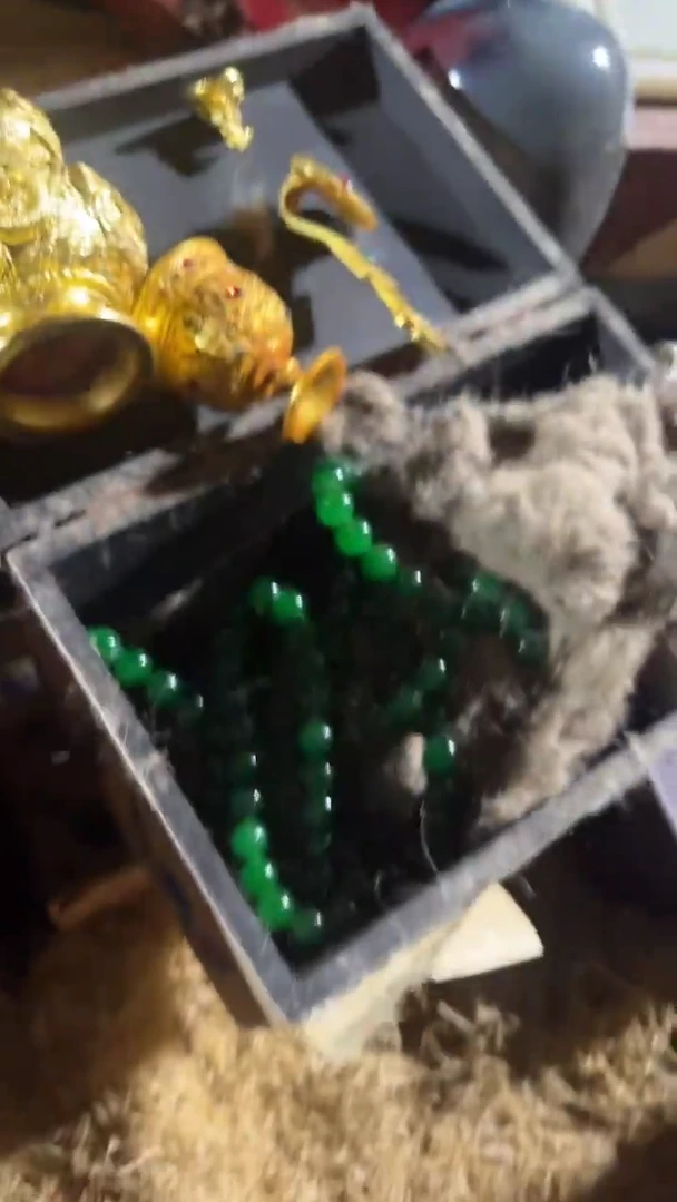 香榧木1个开封卡其色圆圈长方形大盒子
