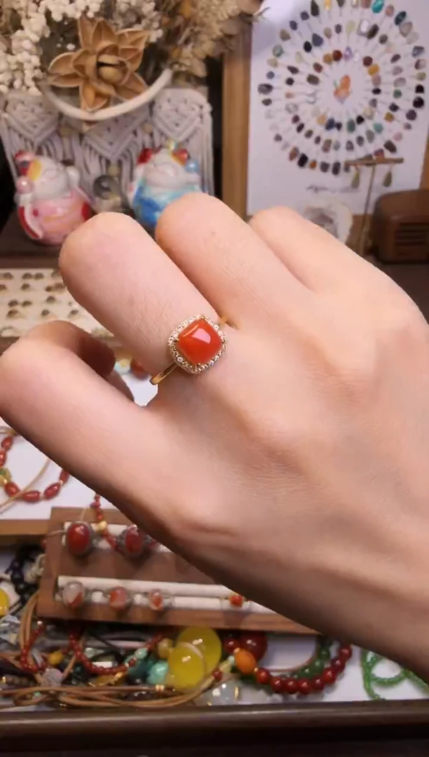 水晶摆件未镶嵌戒指