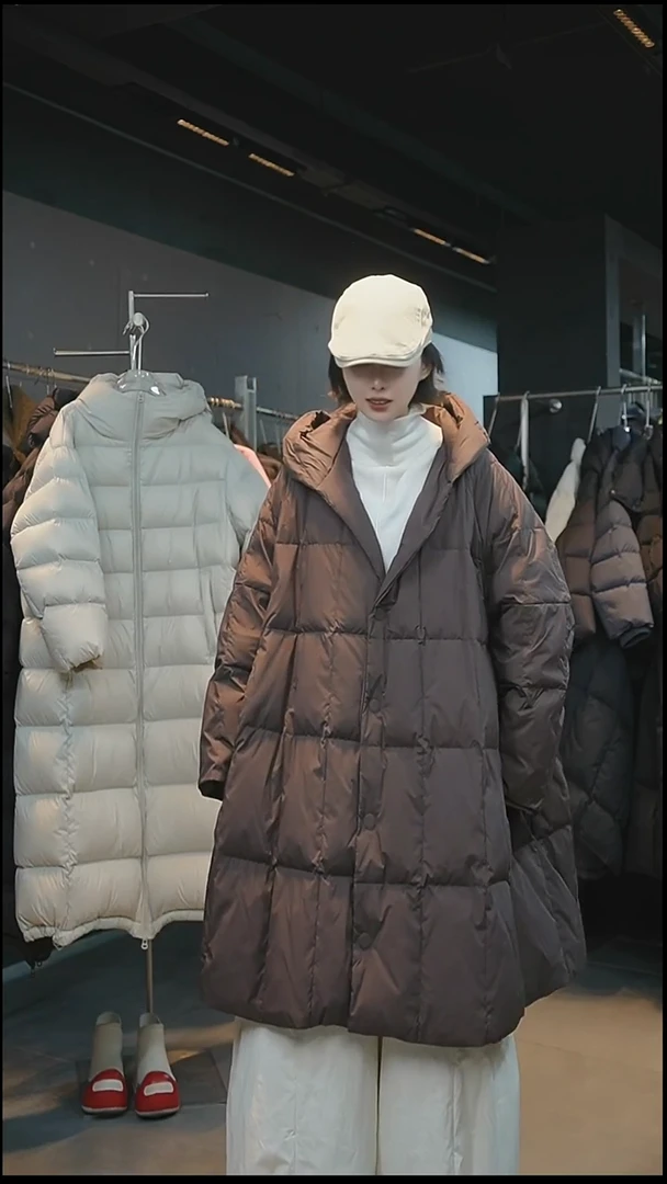 咖色羽绒外套咖色羽绒外套